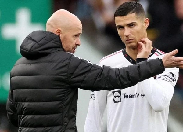 Cựu trợ lý bóc trần Ten Hag 'thiếu lửa', lãng phí Ronaldo