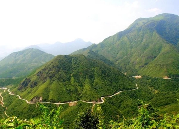 Tỉnh có con đèo dài nhất Việt Nam, lên đến 50km: Cắt ngang dãy Hoàng Liên Sơn, nằm ở độ cao 2.000m