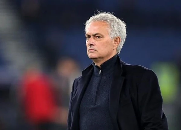 Rộ tin HLV Mourinho sẽ trở lại Ngoại hạng Anh