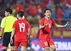 FIFA vinh danh tiền đạo Văn Quyết