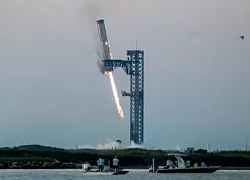 SpaceX tạo kỳ tích cho ngành vũ trụ