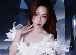 Concert của Uyên Linh diễn ra đúng thời điểm cạnh tranh gay gắt, giá vé cao, chỉ mời vỏn vẹn 2 nghệ sĩ