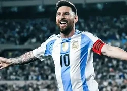 Messi chỉ thua Ronaldo 20 bàn