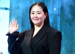 Ngoại hình gây hoang mang tột độ của "em gái quốc dân" Moon Geun Young