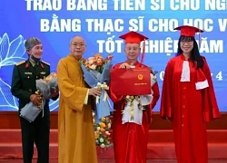 Giữa hôn lễ, mẹ chồng lên phát biểu, cô dâu cởi váy cưới, lập tức từ hôn