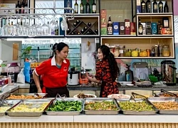 Cầm 50.000 đồng vào canteen Nhân văn, "sốc" nhẹ trước những gì nhận về!