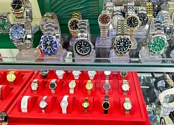 "Đột kích" chợ Bến Thành, phát hiện hàng trăm đồng hồ Rolex, Chanel nhái