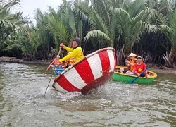 Check in rừng dừa, xem múa thúng, du khách bị níu chân bởi vẻ đẹp hoang sơ