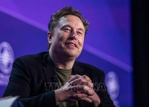 Tỷ phú Elon Musk kêu gọi bãi bỏ cơ quan giám sát tài chính người tiêu dùng Mỹ