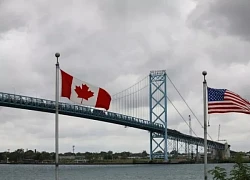 Canada chuẩn bị ứng phó làn sóng di cư sau tuyên bố trục xuất của ông Trump