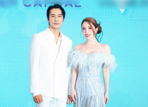 Quỳnh Nga e lệ bên tài tử "Trái tim mùa thu" Song Seung Heon