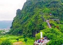 Quảng Ninh sở hữu 'cung điện dưới lòng đất' view hướng biển, có cả thang máy để di chuyển: Từng là nơi tổ chức đám cưới độc nhất vô nhị