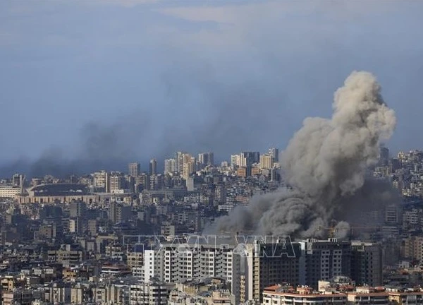 Căng thẳng tại Trung Đông: Quân đội Israel tiếp tục các cuộc oanh kích vào Liban và Dải Gaza