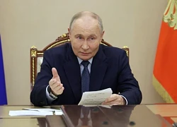 Ông Putin tuyên bố sản xuất hàng loạt tên lửa đạn đạo không thể đánh chặn Oreshnik