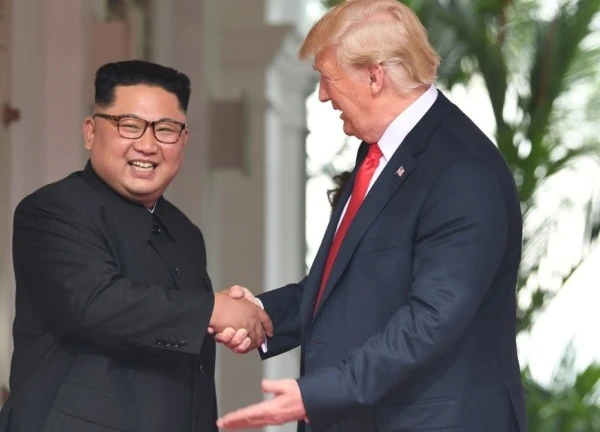 Đội ngũ của ông Trump cân nhắc 'đàm phán trực tiếp' với Chủ tịch Triều Tiên Kim Jong-un