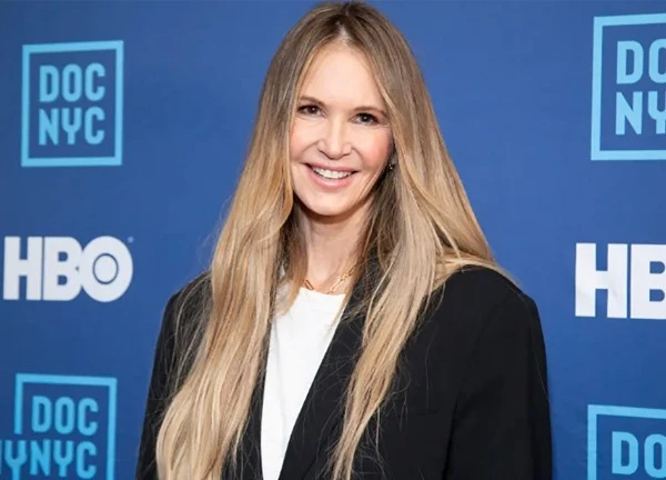 Siêu mẫu Elle Macpherson tiết lộ lý do ly hôn tỉ phú Jeffrey Soffer