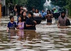 Cảnh báo lũ lụt ở thành phố Jakarta đầu năm 2025