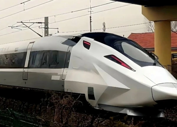 Tàu cao tốc nhanh nhất thế giới 450km/h của Trung Quốc sắp vận hành