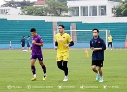 Nóng: Văn Lâm, Phan Văn Đức vắng mặt trong danh sách chính thức ĐT Việt Nam dự AFF Cup