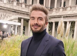 David Beckham bí mật đến thăm nữ lễ tân của MU