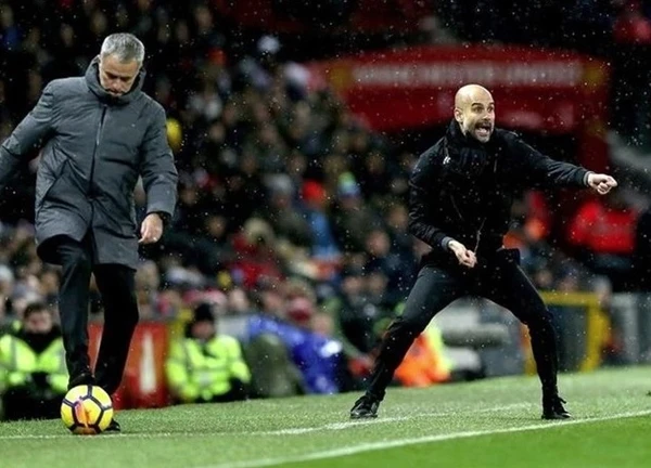 Mourinho đá đểu Pep, bất ngờ được mời trở lại Premier League