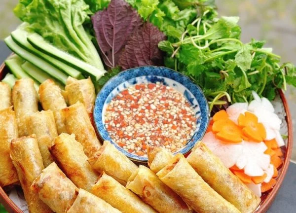 Trời lạnh, làm chả ram cá thác lác giòn rụm, nóng hổi thơm lừng lại lạ miệng đãi cả nhà