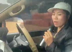 Xác minh một phụ nữ vừa lái xe vừa cầm mic hát karaoke ở Đắk Lắk