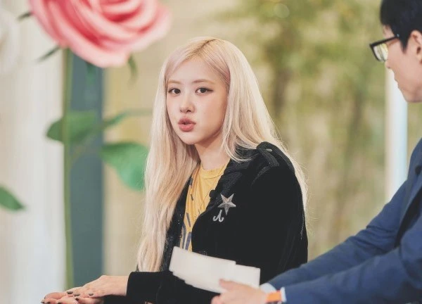 Rosé nhớ các thành viên BLACKPINK, mong đợi ngày hội ngộ