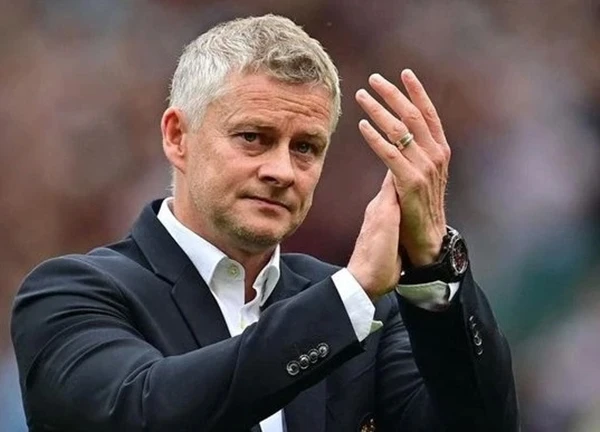 Solskjaer liên tiếp từ chối tái xuất