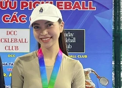 Hot girl từng là "mối tình năm 17 tuổi" nổi tiếng nhất làng bóng đá, hiện tại đam mê pickleball, nhan sắc gây chú ý