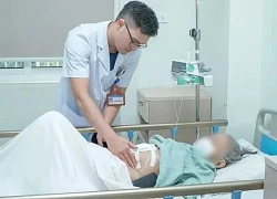 Sốc nhiễm trùng, nhiễm độc nặng do thủng dạ dày tá tràng vì lạm dụng thuốc giảm đau