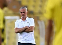 Jose Mourinho được phẫu thuật thành công