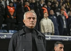 Người hâm mộ lo lắng cho HLV Jose Mourinho có sức khỏe đáng lo ngại