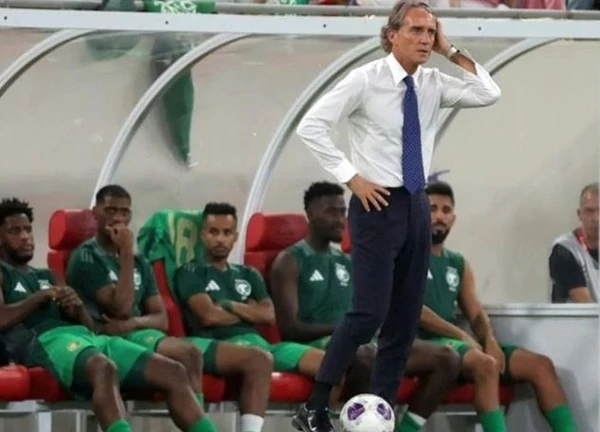 Roberto Mancini hối tiếc thời gian dẫn dắt Saudi Arabia