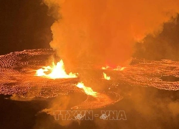 Siêu núi lửa Kilauea ở Hawaii lại 'thức giấc'