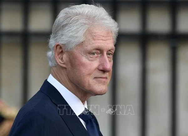 Cựu Tổng thống Mỹ Bill Clinton xuất viện