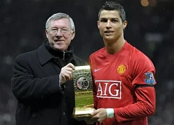 Sir Alex Ferguson 'sấy tóc' khiến Ronaldo bật khóc