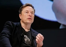 Tỷ phú Elon Musk cảnh báo Mỹ có thể đối mặt tình trạng phá sản