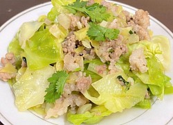 Loại rau được coi là 'kho thuốc' của người nghèo, đem xào thịt heo ngon mà siêu dễ làm