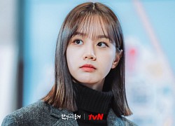 Hyeri trở thành nữ chính phim 'tình chị em' 19+ 'Friendly Competition'