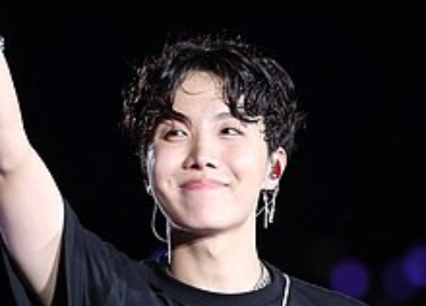 J-Hope (BTS) sẽ ra mắt dự án mới vào tháng 3