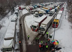 Nông dân Ba Lan phong tỏa hoàn toàn biên giới với Ukraine