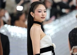 Chủ tịch Jennie bị tố "nhất bên trọng, nhất bên khinh" với BLACKPINK vì 1 động thái