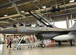 Phi công Ukraine chia sẻ trải nghiệm lái chiến đấu cơ F-16