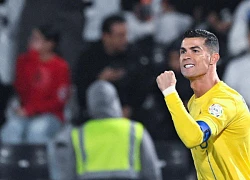 Nụ cười của Ronaldo sau khi bị phạt