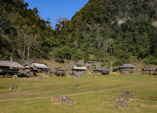 Ngôi làng "3 không" đẹp hoang sơ, yên bình ở Mộc Châu