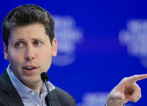 Sam Altman tái gia nhập ban giám đốc OpenAI