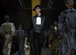 Nét quyến rũ đầy quyền lực từ trang phục tuxedo truyền thống của Dolce & Gabbana