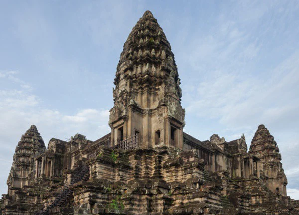 Angkor Wat: Địa điểm du lịch không thể thiếu với mỗi chuyến đi tới Campuchia