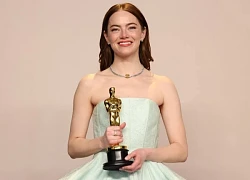 Emma Stone: 7 năm với 2 tượng vàng Oscar danh giá